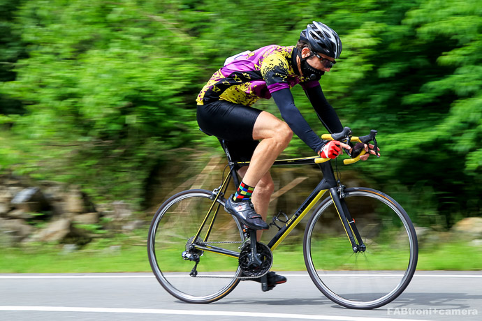 My Cycling Style as of Late me plodding along at 46 kph (28 mph) during a race last month photo by FABtroni+camera; used with permission -- Copyright 2017 FABtroni+camera, http://regex.info/blog/ -- This photo is licensed to the public under the Creative Commons Attribution-NonCommercial-ShareAlike 4.0 International License http://creativecommons.org/licenses/by-nc-sa/4.0/