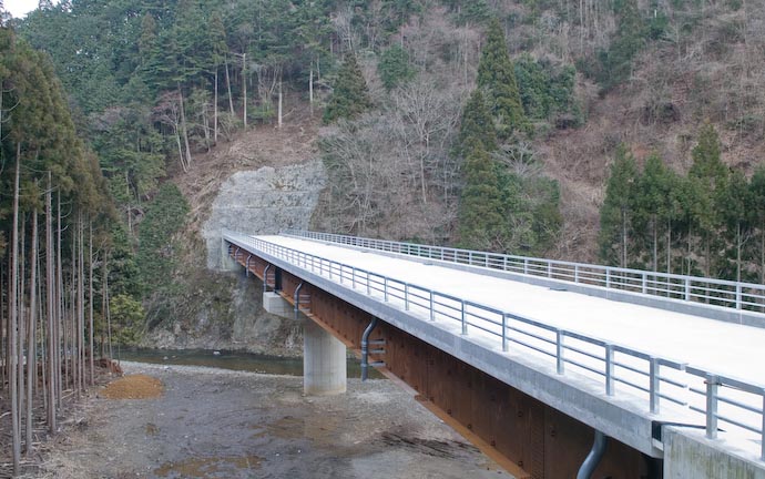 Bridge to Nowhere 5½ years ago  --  Kyoto, Japan  --  Copyright  2007 Jeffrey Eric Francis Friedl, http://regex.info/blog/