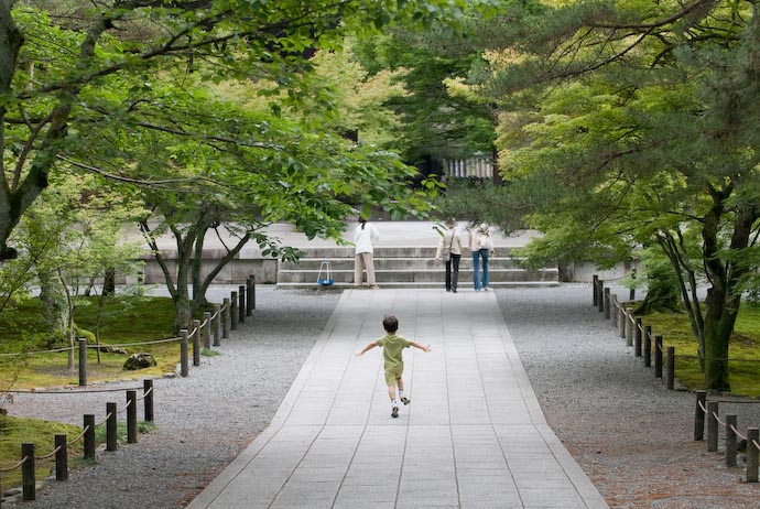 Pure Joy -- Kyoto, Japan -- Copyright 2007 Jeffrey Eric Francis Friedl, http://regex.info/blog/