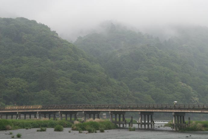 Arashiyama's famous Togetsukyo Bridge (渡月橋) -- Kyoto, Japan -- Copyright 2007 Jeffrey Eric Francis Friedl, http://regex.info/blog/
