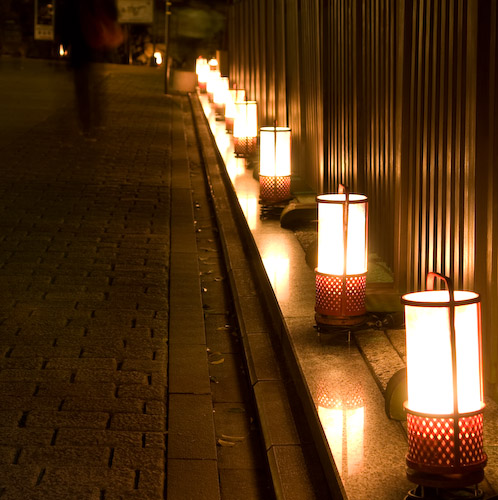 , f/3.5, ISO 100 &mdash; map & image data &mdash; nearby photos Original Photo Exposed to bring out detail in the street and other darker areas, with the unfortunate side effect that the lanterns are &#8220;blown out&#8221; -- Copyright 2008 Jeffrey Eric Francis Friedl