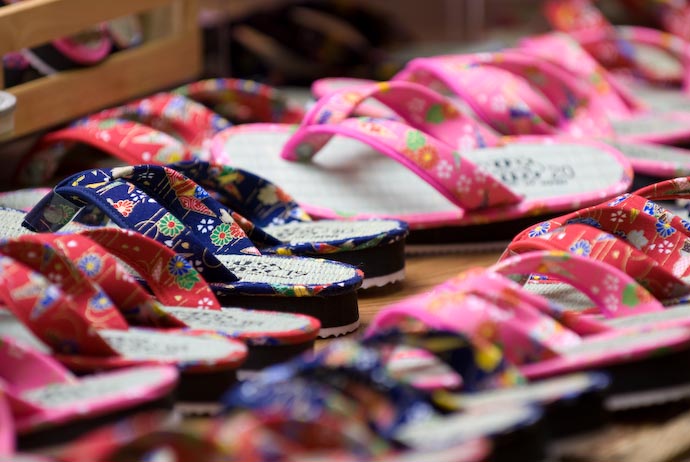 Kid's Fancy Dress-Up Slippers -- Kyoto, Japan -- Copyright 2008 Jeffrey Eric Francis Friedl, http://regex.info/blog/
