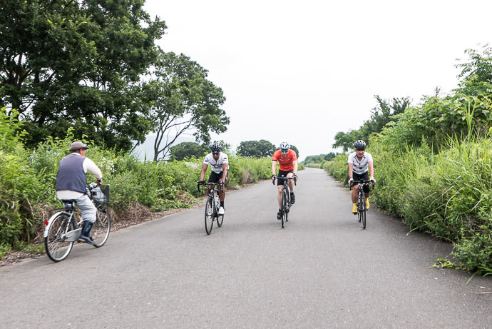8:18 AM (+48 min) - 21 km (13.3 miles) taken while cycling at 36 kph (22 mph) -- Hirakata, Osaka, Japan -- Copyright 2015 Jeffrey Friedl, http://regex.info/blog/