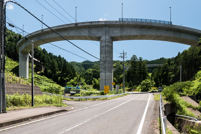 Curvy Highway -- Oi-gun, Fukui, Japan -- Copyright 2015 Jeffrey Friedl, http://regex.info/blog/