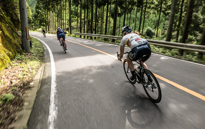 Scheewwwwwwwwwww...... 2:51 PM (from start: 7h 16m / 76 km / 47.2 miles) taken while cycling at 41 kph (25 mph) -- Kyoto, Japan -- Copyright 2015 Jeffrey Friedl, http://regex.info/blog/