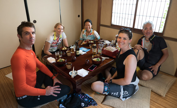 Ready to Eat -- Kyoto, Japan -- Copyright 2015 Jeffrey Friedl, http://regex.info/blog/