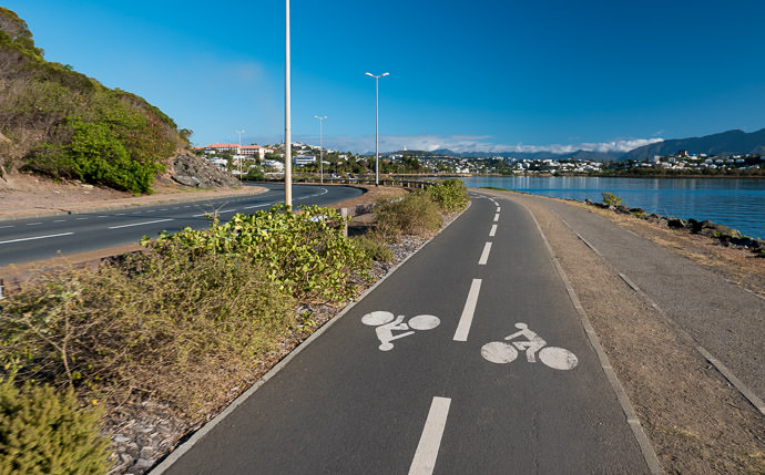 Just Reminders, I Suppose taken while cycling at 21 kph (13 mph) -- Nouméa, South, New Caledonia -- Copyright 2015 Jeffrey Friedl, http://regex.info/blog/ -- This photo is licensed to the public under the Creative Commons Attribution-NonCommercial 4.0 International License http://creativecommons.org/licenses/by-nc/4.0/ (non-commercial use is freely allowed if proper attribution is given, including a link back to this page on http://regex.info/ when used online)