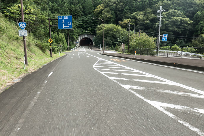 Typical Scene 11:47am - taken while cycling at 40 kph (25 mph) -- Obama, Fukui, Japan -- Copyright 2016 Jeffrey Friedl, http://regex.info/blog/ -- This photo is licensed to the public under the Creative Commons Attribution-NonCommercial 4.0 International License http://creativecommons.org/licenses/by-nc/4.0/ (non-commercial use is freely allowed if proper attribution is given, including a link back to this page on http://regex.info/ when used online)