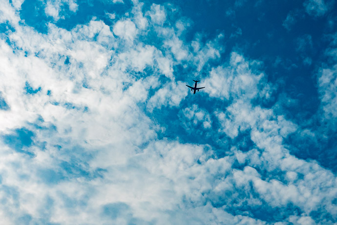 Wherefore art thou, Delta 120? Toyosaki Seaside Park, Okinawa, Japan ( a random sky/plane photo taken during last week's trip to Okinawa ) -- Toyosaki Seaside Park, Toyosaki ChuraSUN Beach -- Tomigusuku, Okinawa, Japan -- Copyright 2018 Jeffrey Friedl, http://regex.info/blog/ -- This photo is licensed to the public under the Creative Commons Attribution-NonCommercial 4.0 International License http://creativecommons.org/licenses/by-nc/4.0/ (non-commercial use is freely allowed if proper attribution is given, including a link back to this page on http://regex.info/ when used online)