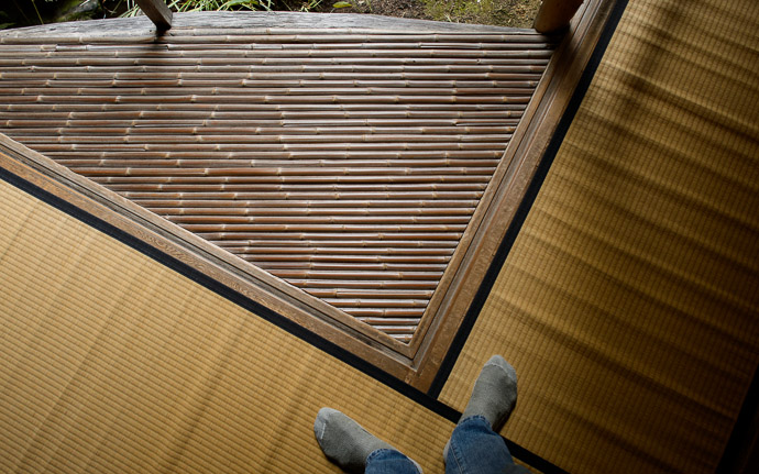 desktop background image of geometric patterns in the floor of the Shisendo Temple (詩仙堂), Kyoto Japan  --  Slanted tatami mats, bamboo, and my socks  --  Shisendo Temple (詩仙堂)  --  Copyright 2012 Jeffrey Friedl, http://regex.info/blog/  --  This photo is licensed to the public under the Creative Commons Attribution-NonCommercial 3.0 Unported License http://creativecommons.org/licenses/by-nc/3.0/ (non-commercial use is freely allowed if proper attribution is given, including a link back to this page on http://regex.info/ when used online)
