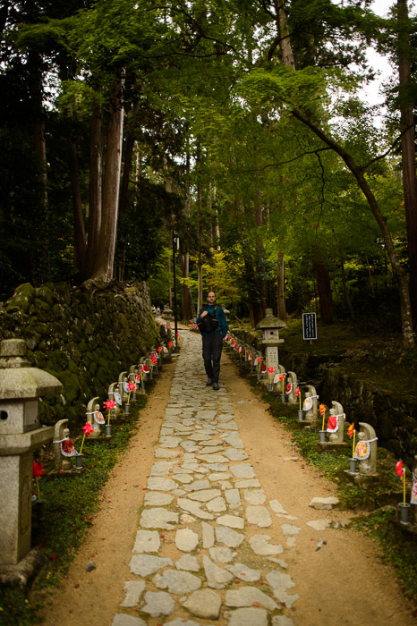 Waiting for Me Damien on his first visit to this temple  --  Kongorinji Temple (金剛輪寺)  --  Echi, Shiga, Japan  --  Copyright 2012 Jeffrey Friedl, http://regex.info/blog/  --  This photo is licensed to the public under the Creative Commons Attribution-NonCommercial 3.0 Unported License http://creativecommons.org/licenses/by-nc/3.0/ (non-commercial use is freely allowed if proper attribution is given, including a link back to this page on http://regex.info/ when used online)
