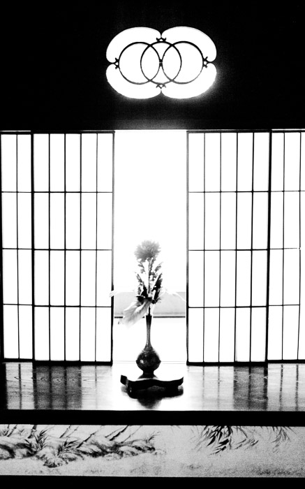 desktop background image of a brightly back-lit window at the Housen-in Temple (宝泉院), Kyoto Japan  --  Small Window at the Housen-in Temple (宝泉院), Kyoto Japan  --  Housen-in Temple (宝泉院)  --  Copyright 2012 Jeffrey Friedl, http://regex.info/blog/  --  This photo is licensed to the public under the Creative Commons Attribution-NonCommercial 3.0 Unported License http://creativecommons.org/licenses/by-nc/3.0/ (non-commercial use is freely allowed if proper attribution is given, including a link back to this page on http://regex.info/ when used online)