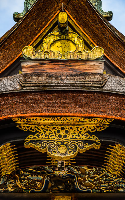 desktop background image of overwhelming color and detail of the main building at the Kitano Tenmangu Shrine (北野天満宮), Kyoto Japan -- Overwhelming Detail and Color -- Kitano Tenmangu Shrine (北野天満宮) -- Copyright 2013 Jeffrey Friedl, http://regex.info/blog/ -- This photo is licensed to the public under the Creative Commons Attribution-NonCommercial 4.0 International License http://creativecommons.org/licenses/by-nc/4.0/ (non-commercial use is freely allowed if proper attribution is given, including a link back to this page on http://regex.info/ when used online)