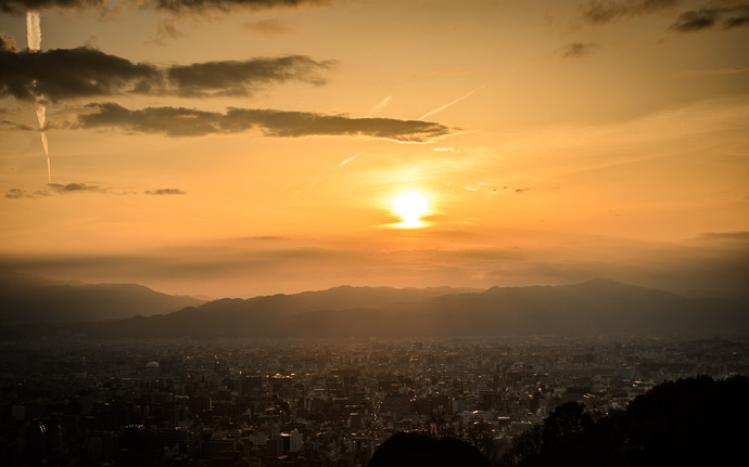 desktop background image of a styalized view of Kyoto Japan from the Shogunzuka Overlook (将軍塚) -- G'Nite -- Shogunzuka Overlook (将軍塚) -- Copyright 2013 Jeffrey Friedl, http://regex.info/blog/ -- This photo is licensed to the public under the Creative Commons Attribution-NonCommercial 3.0 Unported License http://creativecommons.org/licenses/by-nc/3.0/ (non-commercial use is freely allowed if proper attribution is given, including a link back to this page on http://regex.info/ when used online)