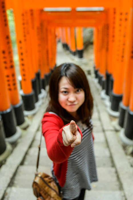You are focusing on my finger, aren't you? -- Fushimi Inari Shrine (伏見稲荷大社) -- Kyoto, Japan -- Copyright 2013 Jeffrey Friedl, http://regex.info/blog/
