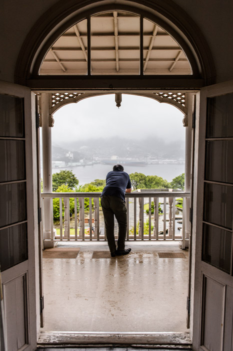 Enjoying the View -- Nagasaki, Japan -- Copyright 2013 Jeffrey Friedl, http://regex.info/blog/