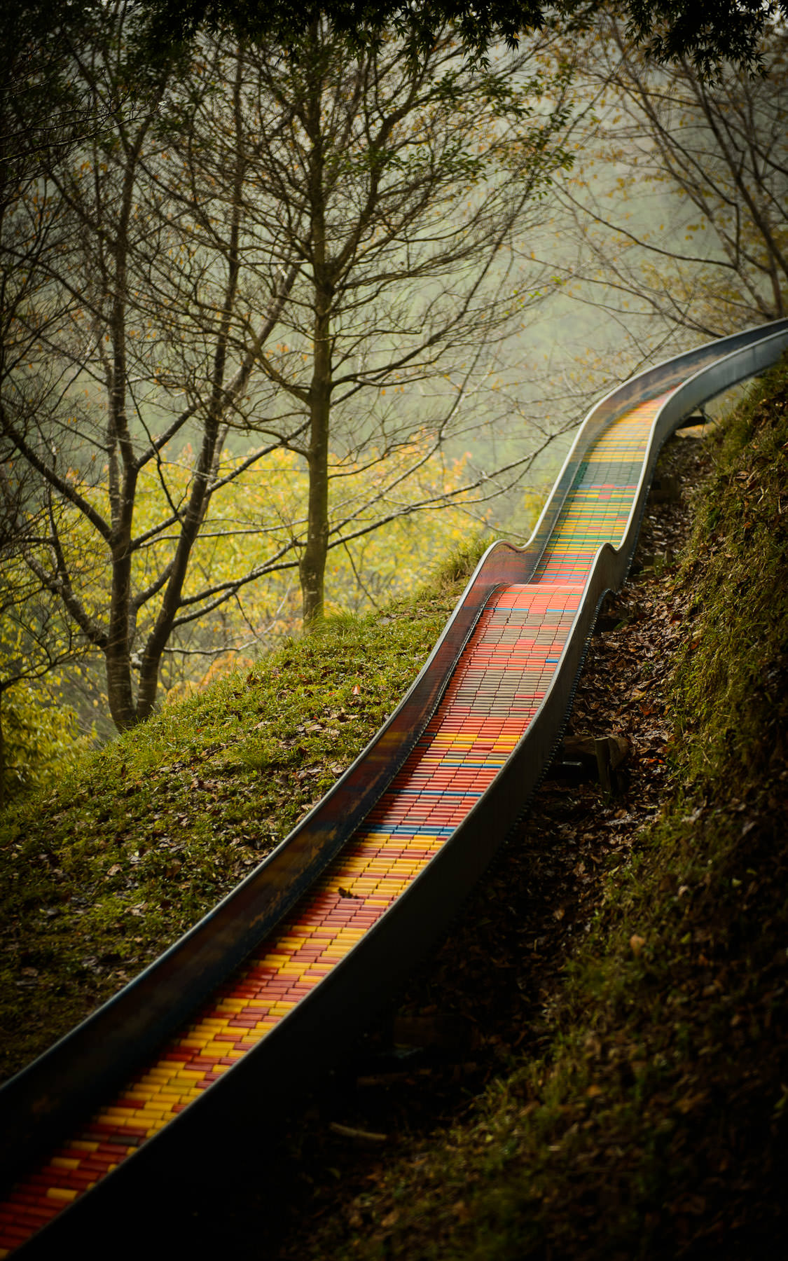 Jeffrey Friedl's Blog » Sliding Down a Mountain Slide, In Style