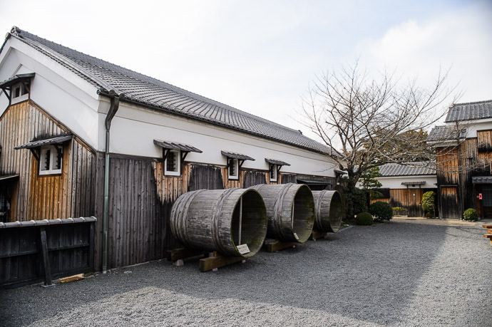 Big Barrels -- Gekkeikan Okura Museum (月桂冠大倉記念館) -- Kyoto, Japan -- Copyright 2014 Jeffrey Friedl, http://regex.info/blog/ -- This photo is licensed to the public under the Creative Commons Attribution-NonCommercial 4.0 International License http://creativecommons.org/licenses/by-nc/4.0/ (non-commercial use is freely allowed if proper attribution is given, including a link back to this page on http://regex.info/ when used online)