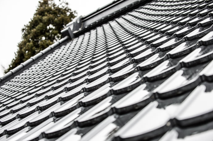 At an Angle -- Zuikoin Temple (瑞光院) -- Takashima, Shiga, Japan -- Copyright 2014 Jeffrey Friedl, http://regex.info/blog/