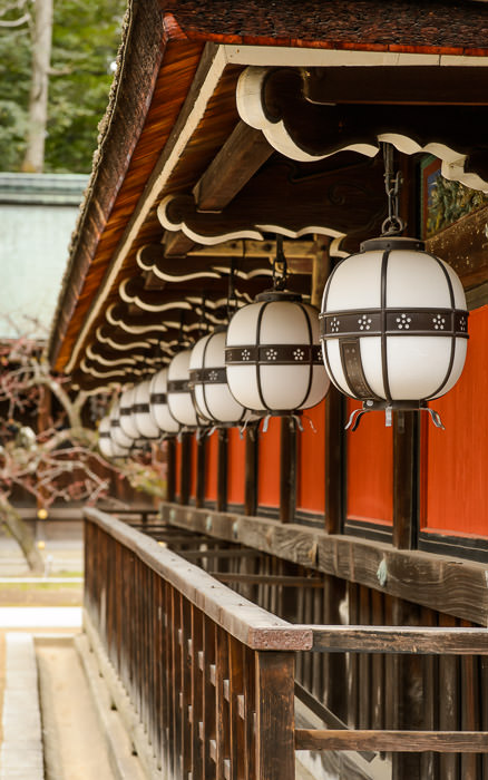desktop background image of a row of lanterns adorning a wall at the Kitano Tenmangu Shrine (北野天満宮), Kyoto Japan -- Kitano Tenman-gu Shrine (北野天満宮) -- Copyright 2014 Jeffrey Friedl, http://regex.info/blog/ -- This photo is licensed to the public under the Creative Commons Attribution-NonCommercial 4.0 International License http://creativecommons.org/licenses/by-nc/4.0/ (non-commercial use is freely allowed if proper attribution is given, including a link back to this page on http://regex.info/ when used online)