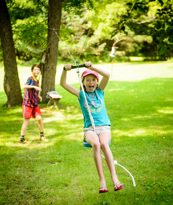 Cousin Grace 9 years old グレーシいとこ -- Grandma and Grandpa Friedl's -- Rootstown, Ohio, USA -- Copyright 2014 Jeffrey Friedl, http://regex.info/blog/