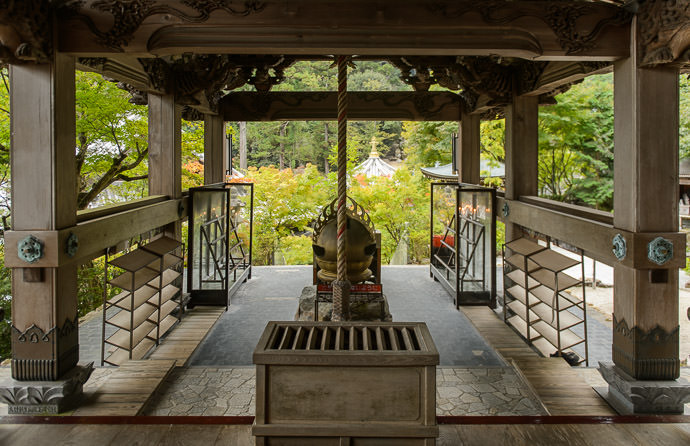 Hall Entrance Daishoin Temple's Maniden Hall (大聖院 の 摩尼殿) -- Daishoin Temple's Maniden Hall (大聖院の摩尼殿) -- Miyajima, Hiroshima, Japan -- Copyright 2014 Jeffrey Friedl, http://regex.info/blog/ -- This photo is licensed to the public under the Creative Commons Attribution-NonCommercial 4.0 International License http://creativecommons.org/licenses/by-nc/4.0/ (non-commercial use is freely allowed if proper attribution is given, including a link back to this page on http://regex.info/ when used online)