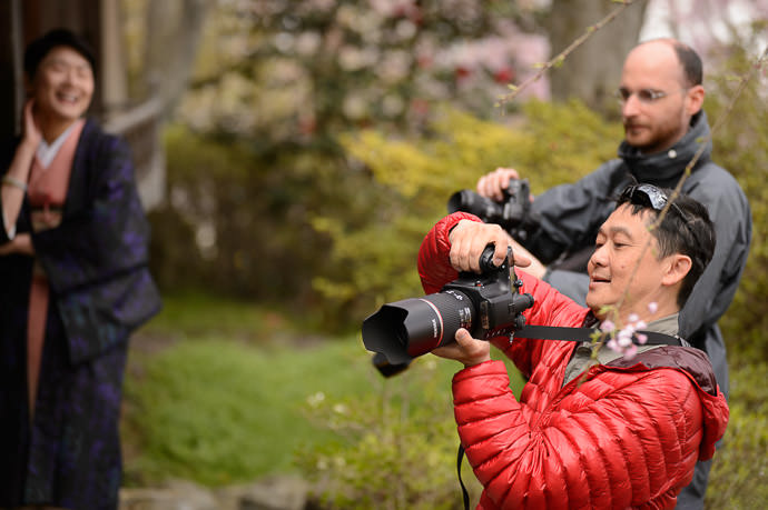 Shooting Both -- Haradanien (原谷苑) -- Kyoto, Japan -- Copyright 2015 Jeffrey Friedl, http://regex.info/blog/