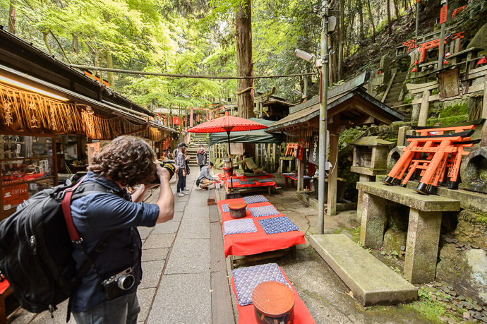 Another &#8220; Environmental &#8221; perhaps this is what a super-wide-angle is best for -- Fushimi-Inari Taisha Shrine (伏見稲荷大社) -- Kyoto , Kyoto, Japan -- Copyright 2015 Jeffrey Friedl, http://regex.info/blog/