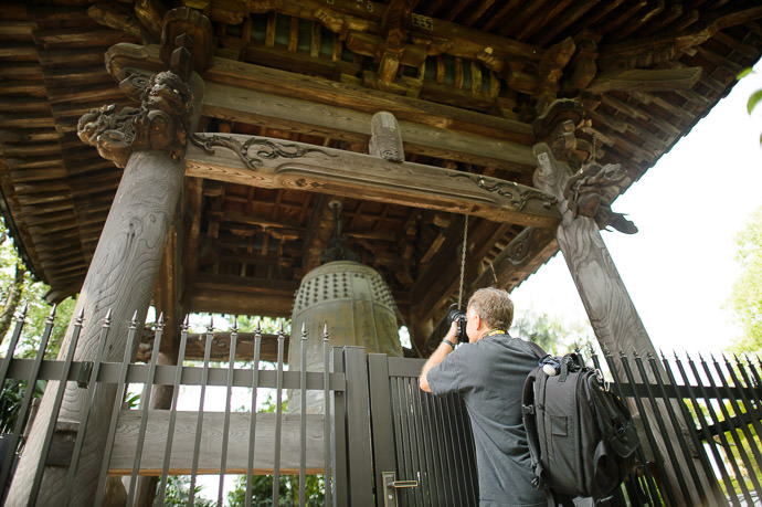 Seeing... -- Toji-in Temple (等持院) -- Kyoto, Japan -- Copyright 2015 Jeffrey Friedl, http://regex.info/blog/ -- This photo is licensed to the public under the Creative Commons Attribution-NonCommercial 4.0 International License http://creativecommons.org/licenses/by-nc/4.0/ (non-commercial use is freely allowed if proper attribution is given, including a link back to this page on http://regex.info/ when used online)