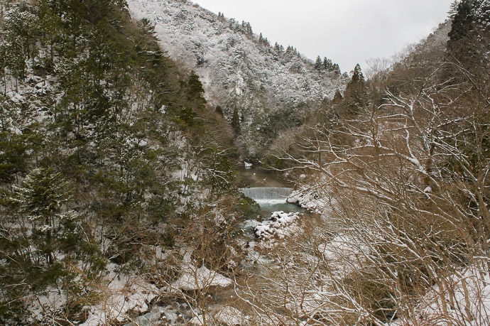 Picturesque moreso in reality than in the photo, sadly -- Otsu, Shiga, Japan -- Copyright 2017 Jeffrey Friedl, http://regex.info/blog/ -- This photo is licensed to the public under the Creative Commons Attribution-NonCommercial 4.0 International License http://creativecommons.org/licenses/by-nc/4.0/ (non-commercial use is freely allowed if proper attribution is given, including a link back to this page on http://regex.info/ when used online)