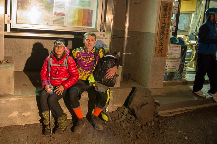 Half an Hour In at the &#8220; 6th Station &#8221; photo by Vishnu Kulkarni -- Mt. Fuji (富士山) -- Fujiyoshida, Yamanashi, Japan -- Copyright 2018 Jeffrey Friedl, http://regex.info/blog/