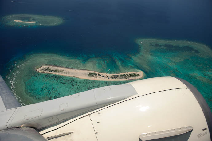 Above Nagannu Island -- Naha, Okinawa, Japan -- Copyright 2009 Jeffrey Friedl, http://regex.info/blog/