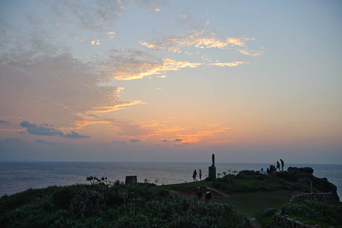 Anticlimactic Finish -- Oganzaki Lighthouse -- Ishigaki, Okinawa, Japan -- Copyright 2009 Jeffrey Friedl, http://regex.info/blog/