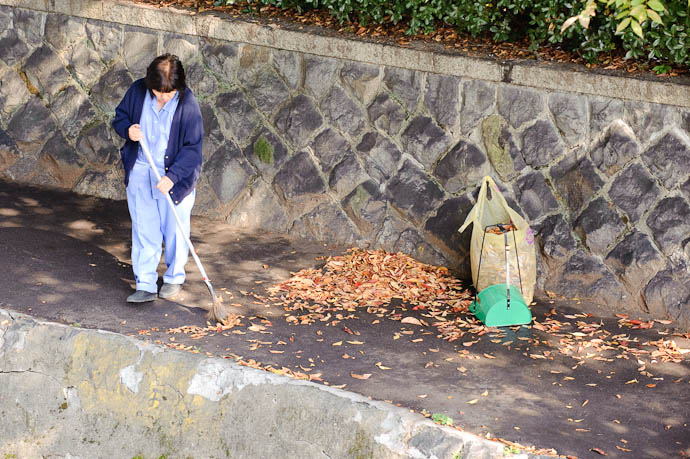 Not Glorious All the Time -- Kyoto, Japan -- Copyright 2009 Jeffrey Friedl, http://regex.info/blog/