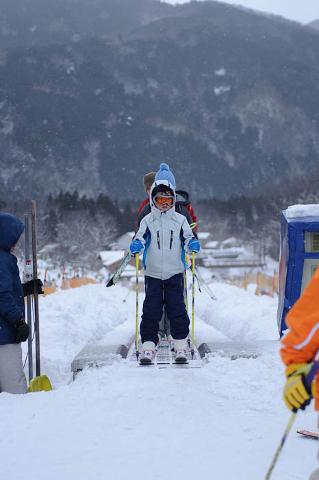 End of the Line -- Makino Ski Area -- Takashima, Shiga, Japan -- Copyright 2010 Jeffrey Friedl, http://regex.info/blog/