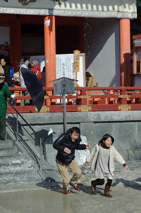 Escape! -- Heian Shrine -- Kyoto, Japan -- Copyright 2011 Jeffrey Friedl, http://regex.info/blog/