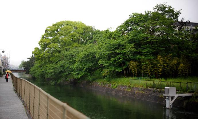 Canal  --  Kyoto, Japan  --  Copyright 2012 Jeffrey Friedl, http://regex.info/blog/