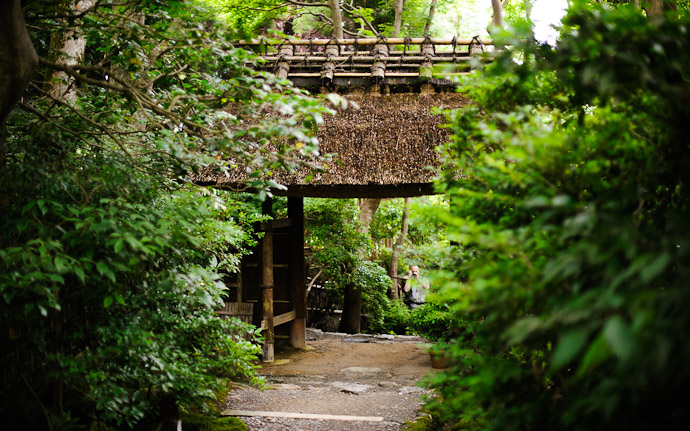 Small Gate  --  Gioji Temple (祇王寺)  --  Kyoto, Japan  --  Copyright 2012 Jeffrey Friedl, http://regex.info/blog/