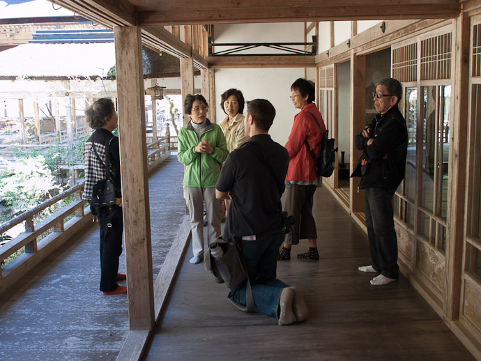 Chatting With Fellow Visitors photo by Nicolas Joannin  --  Kyoto, Japan  --  Copyright 2012 Nicolas Joannin, https://plus.google.com/u/0/116578079434506112628