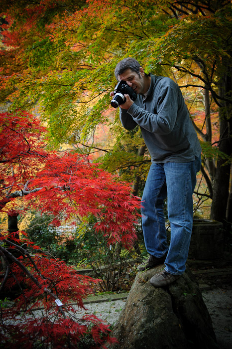 “I'll Get Right On It” photo by Paul Barr  --  Kyoto, Japan  --  Copyright 2010 Paul Barr