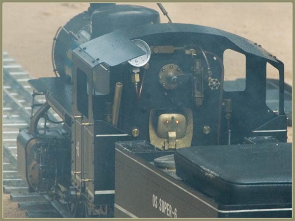 O.S. Engines 'OS Super 6' steam locomotive with a fire in the
hole