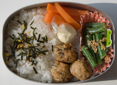 Anthony's Bento for Thursday, October 19th, 2006